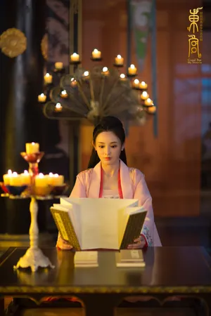 东宫女孩彭小苒高清图片_6