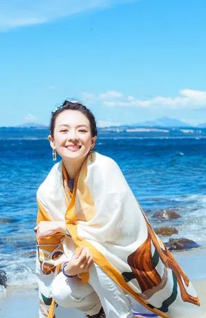 章子怡清新养眼海边写真图片_2