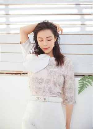 张静初纯白甜美写真图片_5