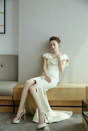 王丽坤性感靓丽写真图片_4