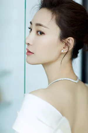 王丽坤性感靓丽写真图片_7