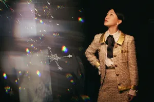 周迅香奈儿展优雅魅力写真图片_3