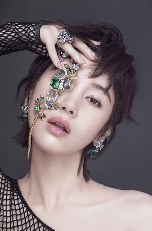 王子文芭莎珠宝魅力写真大片