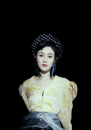 陈泇文性感时尚写真图片_4