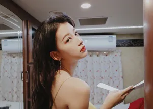 孙怡清新甜美写真图片