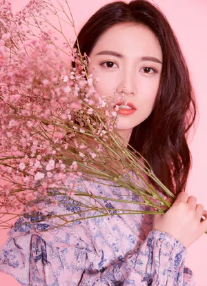 陈钰琪粉嫩甜美写真图片_2