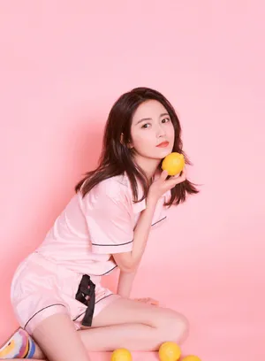 陈钰琪粉嫩甜美写真图片_6