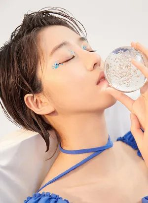李凯馨清新灵动时尚写真图片_2