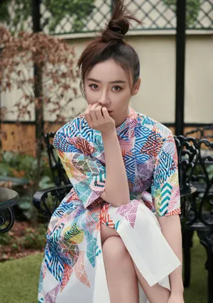 袁姗姗性感杂志大片写真图片_6