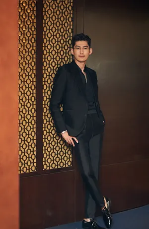 张翰硬朗帅气西装写真图片_6