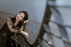 景甜优雅性感活动写真图片_8
