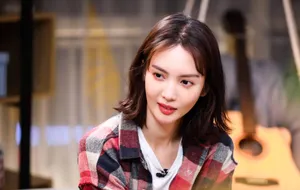 金晨《贵圈老友记》甜美图片_3