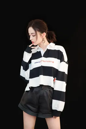 古力娜扎《喜欢你我也是》剧照写真图片_2
