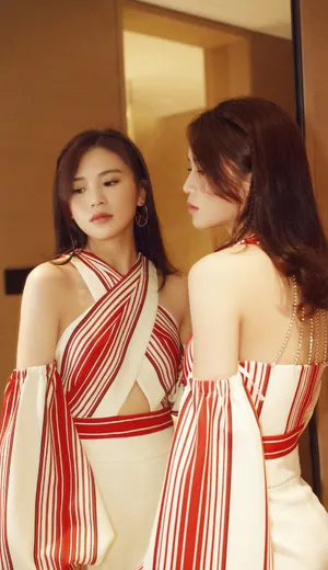 黄英甜美俏皮写真图片_1