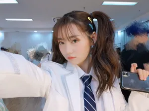 火箭少女101湖南卫视航天晚会后台照图片_5