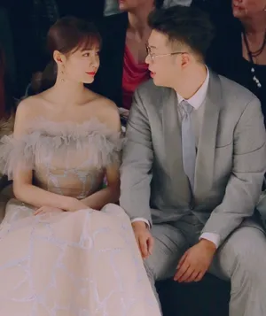 杜海涛沈梦辰婚纱时装周活动照图片_3