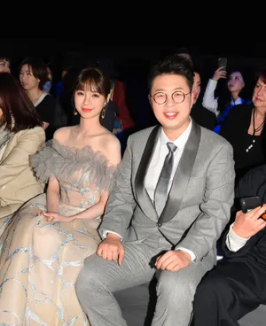 杜海涛沈梦辰婚纱时装周活动照图片_5