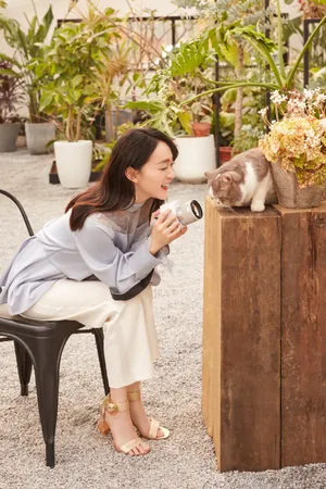 何泓姗清新甜美生活照图片_2