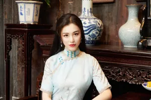 葛天古风旗袍性感写真图片_3