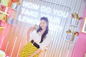 宋祖儿甜美清纯代言写真图片