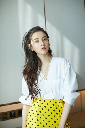 宋祖儿甜美清纯代言写真图片_8