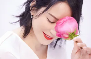 俞飞鸿性感优雅代言写真图片_7