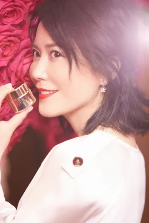 俞飞鸿性感优雅代言写真图片_8