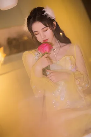 鞠婧祎浪漫性感活动写真图片_4