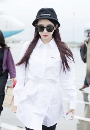 孟美岐潇洒帅气写真图片_6