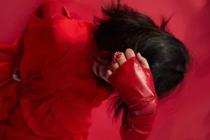 黄璐性感美艳时尚杂志写真大片_2