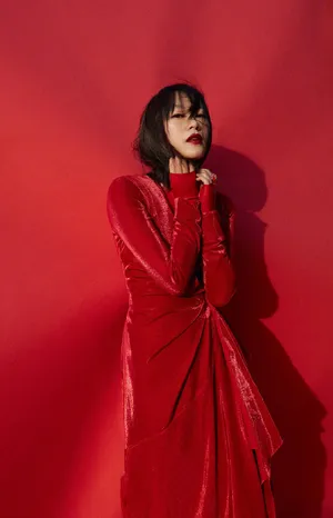 黄璐性感美艳时尚杂志写真大片_8
