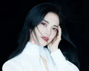姚晨纯白清新动人写真图片_5