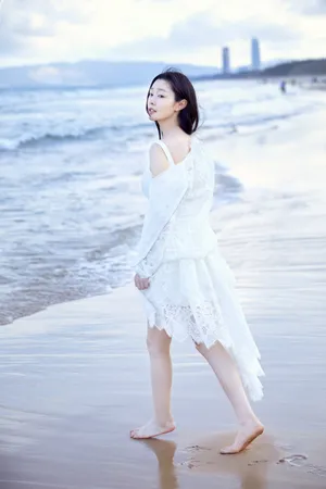 宋轶夏日清新性感写真图片