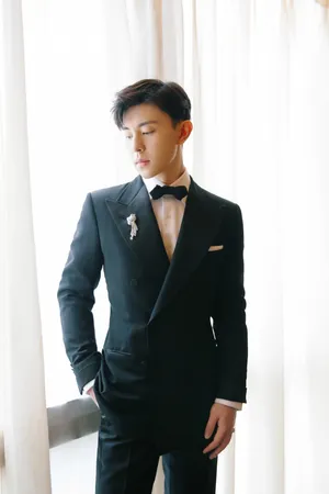 邓伦绅士儒雅风写真图片