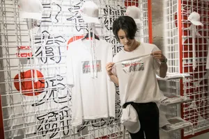 周彦辰成都活动照帅气图片_3