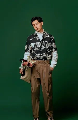 魏晨休闲随性时尚街拍图片_4