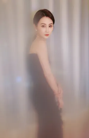 林鹏性感妩媚活动写真图片第1张