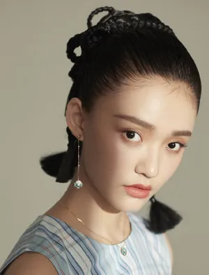 甜美少女林允性感杂志写真_7