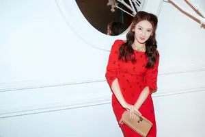 张雨绮性感迷人写真图片