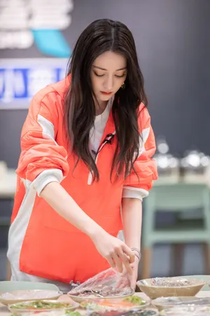 迪丽热巴创造营元气甜美图片_7