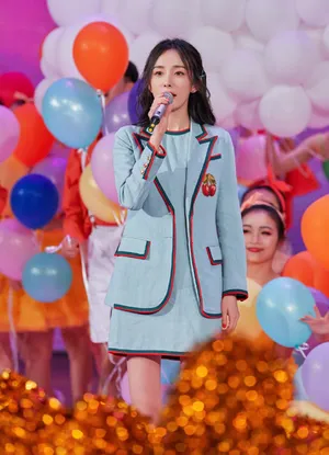 杨幂优雅活动照图片_4