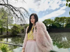 汤晶媚优雅动人写真图片_4