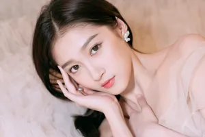 关晓彤朦胧仙气写真图片_3