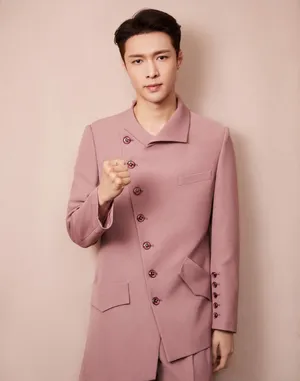 张艺兴五四晚会帅气图片_6