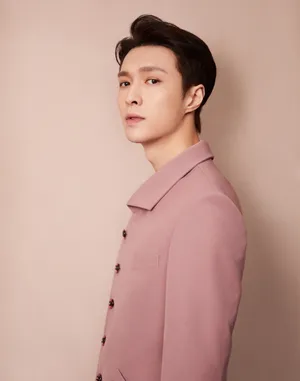 张艺兴五四晚会帅气图片_7