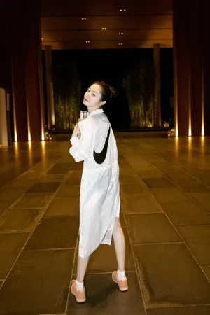 宋轶清新甜美元气写真图片_6