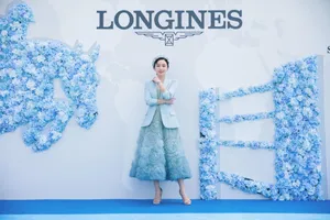 阚清子优雅时尚写真图片