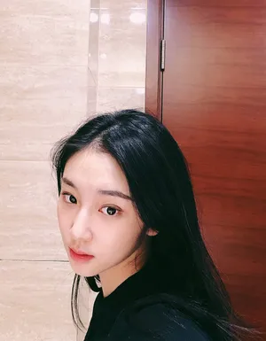葛施敏生活自拍照图片