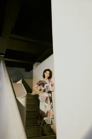 高露优雅动人时尚写真图片_3