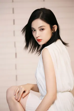 古力娜扎白皙性感写真图片_5